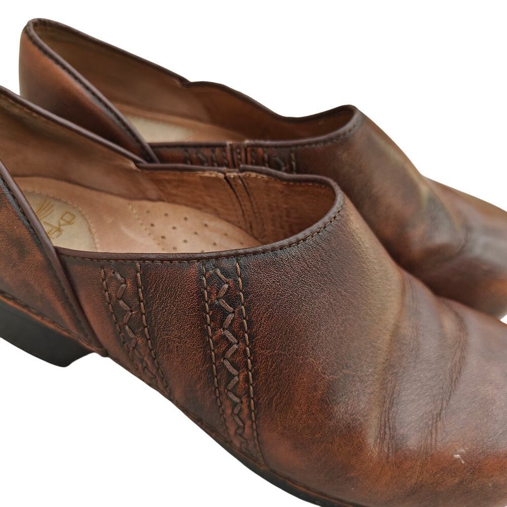 Dansko brown leather slip-on comfort clogs, woven detail EU 40 - Picture 4 of 5